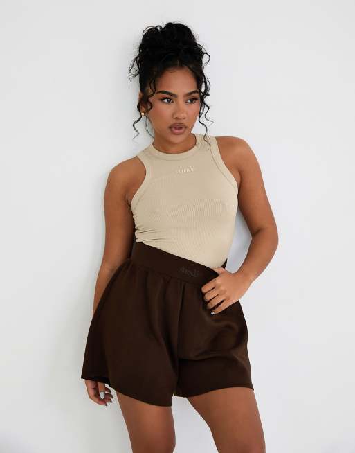 Sunde modal ribbed racer vest in latte 