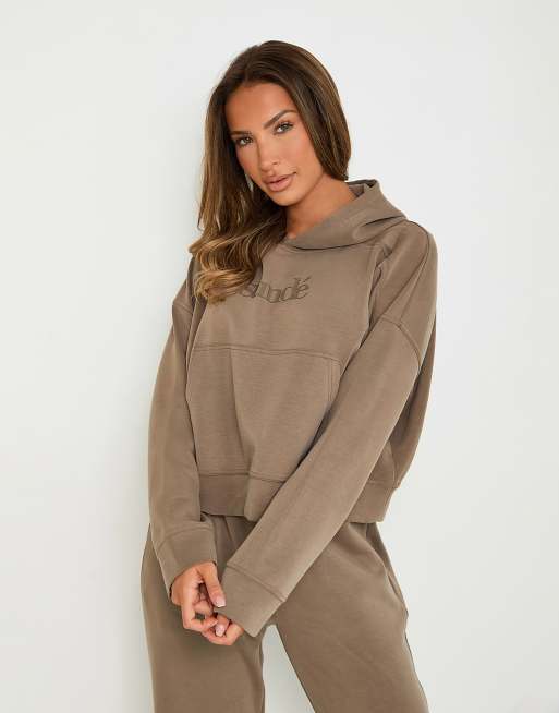 Sunde soft touch boxy lounge hoodie in brown