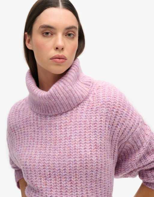 Superdry – Angerauter Rippstrick-Pullover in meliertem Flieder-Rosa mit weitem Rollkragen, 4 von 5