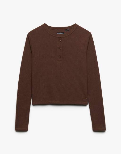 Superdry Athletic Essential Waffel-Longsleeve-Top mit Knopfleiste in kastanienbraun meliert, 6 von 6