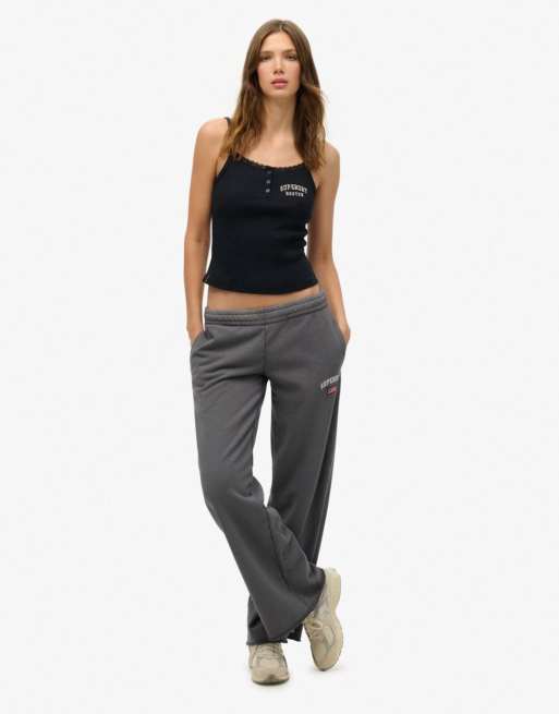 Superdry – Athletic Essentials – Camisole-Top in Eclipse-Marineblau mit Stickerei und Knopfleiste