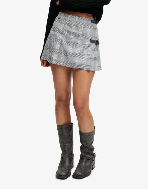 Superdry Athletic essentials check pleated skirt in grey/white check - view 1