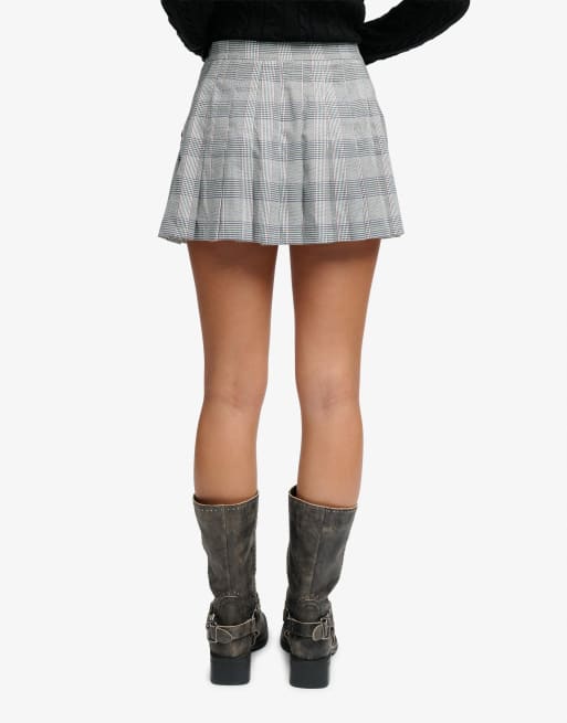 Superdry Athletic essentials check pleated skirt in grey/white check, 4 of 6