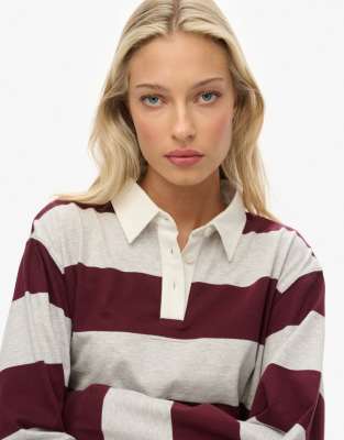 Superdry - Athletic Essentials - Cropped-Rugby-Oberteil in Gletschergrau meliert/Portweinrot gestreift