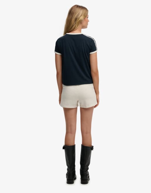Superdry Athletic essentials jersey script shorts in desert bone off white, 5 of 5