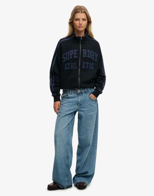 Superdry – Athletic Essentials – Lockeres Trainingsoberteil in Eclipse Marineblau mit Reißverschluss und Applikation, 4 von 6