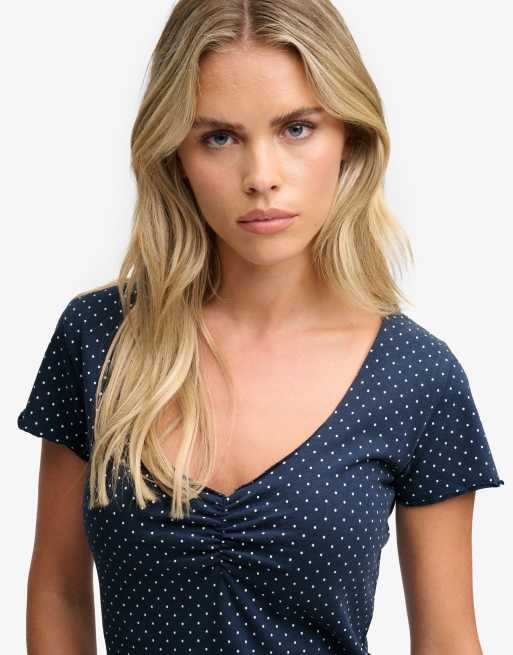 Superdry Athletic Essentials Oberteil mit Raffungen und Polka-Dot-Muster in Marineblau, 3 von 6