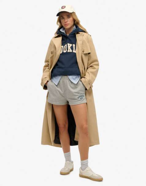 Superdry – Athletic Essentials – Relaxed Fit Kapuzenpullover in kräftigstem Marineblau - view 1