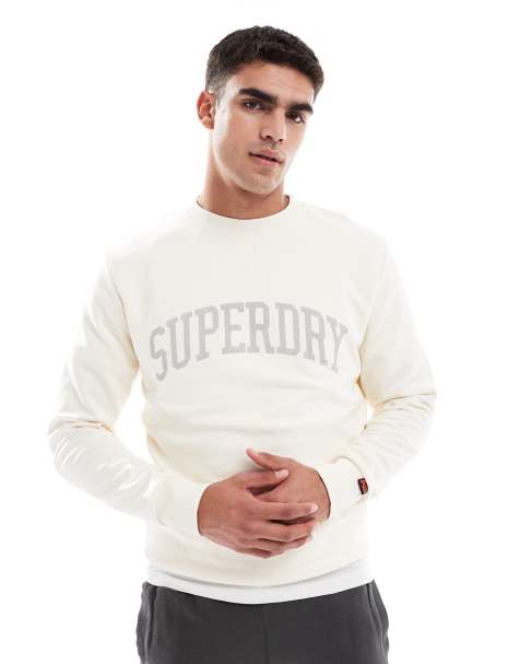 Superdry – Athletic Essentials – Sweatshirt in Wüstenknochen-Wollweiß mit Rundhalsausschnitt - view 1