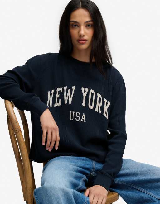 Superdry – Athletic – Langärmliges Basic-Oberteil in Eclipse-Marineblau mit Print, 4 von 5