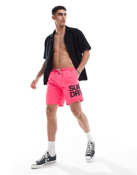 Superdry – Badeshorts in Shocking Pink mit Sportswear-Logo, 17 Zoll Schrittlänge - view 1