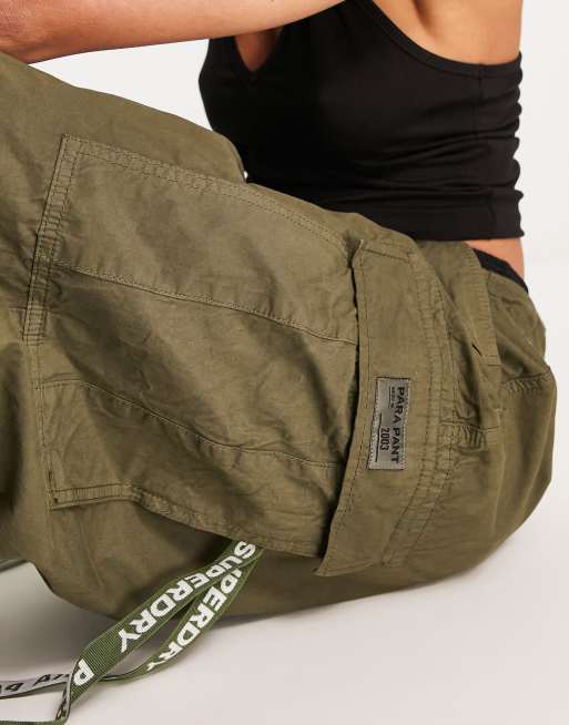 Superdry baggy parachute trousers in khaki, 3 of 4