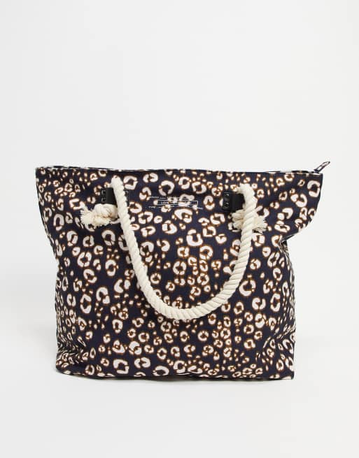 Superdry - Borsa shopping con logo, manico in corda e stampa leopardata
