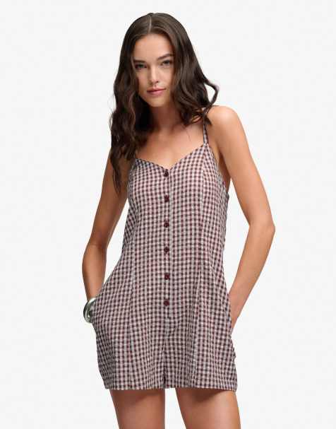 Superdry – Camisole-Playsuit mit Vichy-Karos in Rot - view 1
