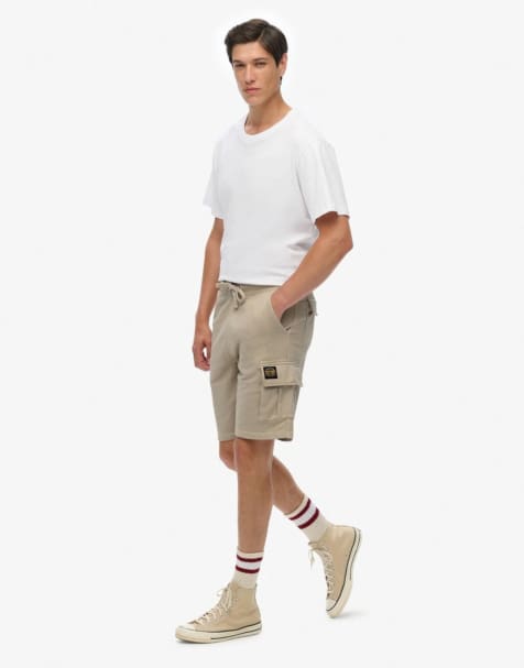 Superdry – Cargo-Shorts in verwaschenem Silberbeige mit Kontrastnaht - view 1