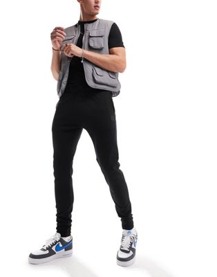 Superdry code tech slim jogger in Black