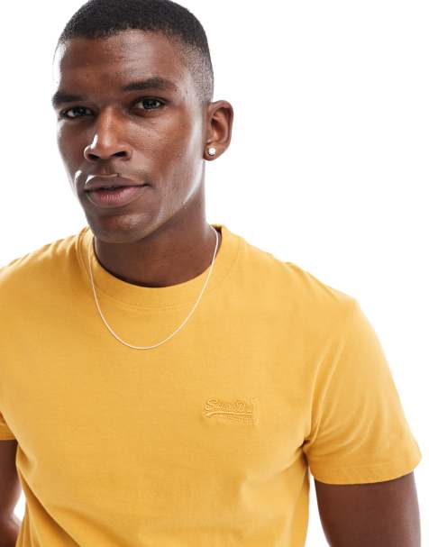 Superdry – Essential – Baumwoll-T-Shirt in Wintergold mit Logo - view 1
