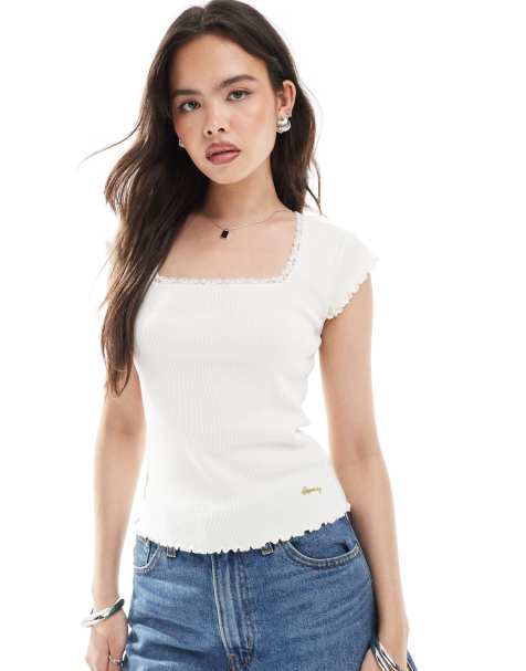Superdry - Essential - T-shirt à encolure carrée et manches courtes - Blanc cassé - view 1
