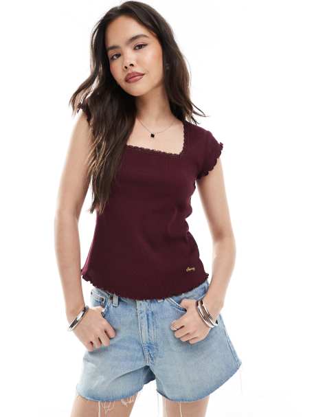 Superdry - Essential - T-shirt à encolure carrée et manches courtes - Lie-de-vin - view 1