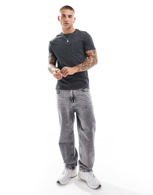 Superdry Essential washed pocket t-shirt in washed black, 3 of 4