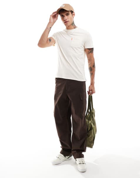 Superdry Essential washed pocket t-shirt in washed chalk - view 1