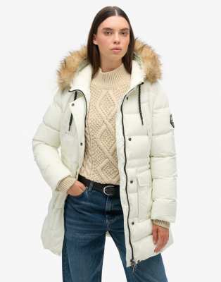 Superdry - Everest - Doudoune mi-longue en fausse fourrure - Blanc cassé