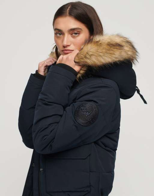 Superdry – Everest – Wattierte, gesteppte Bomberjacke in nordischem Chrome-Marineblau mit Kapuze, 2 von 4