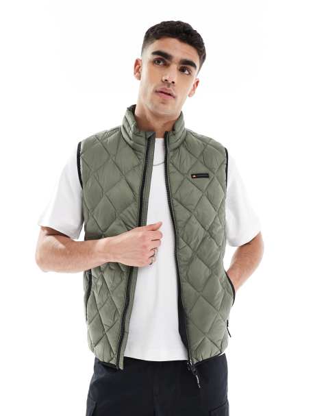 Superdry – Fuji Lite – Weste in gedämpftem Olivgrün mit Rautenstepp - view 1