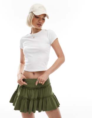 Superdry - Gestufter Jersey-Minirock in Oliv-Khakigrün