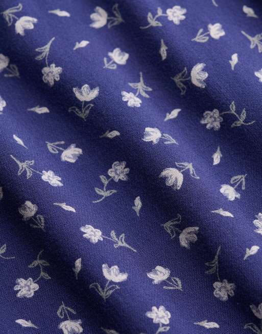 Superdry – Gestufter Maxirock aus Webstoff in Marineblau mit Blümchenmuster, 6 von 7