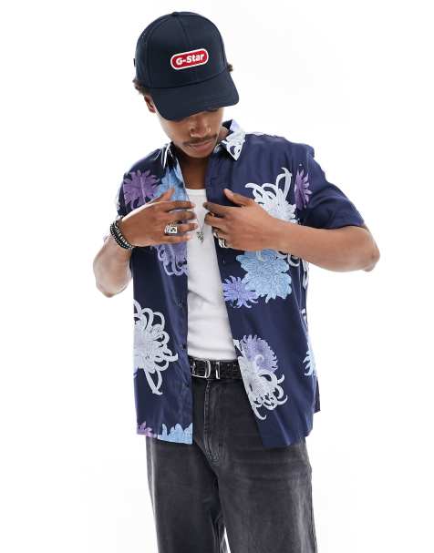 Superdry – Hawaiihemd in Marineblau mit Chrysanthemen-Muster - view 1
