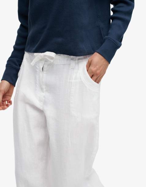 Superdry – Hose aus Leinen in optischem Weiß mit niedrigem Bund - view 1