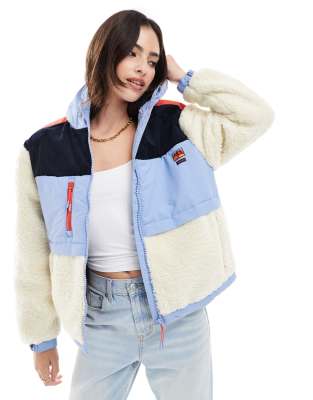 Superdry - Kapuzenjacke aus Fleece in Urban-Creme-Weiß