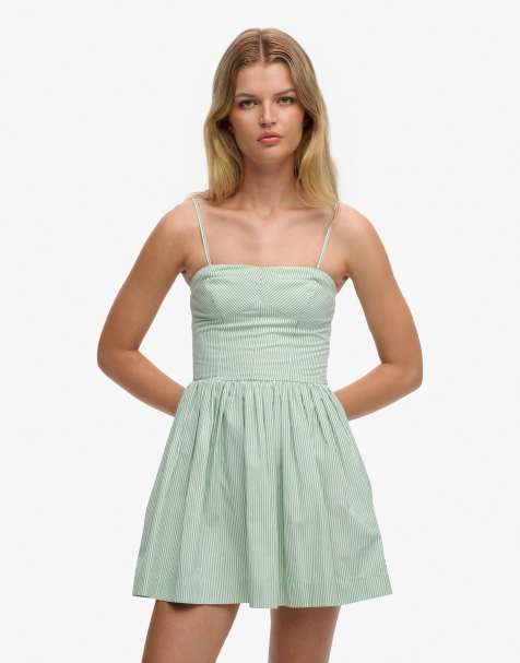 Superdry – Kurzes Camisole-Sommerkleid in Pfefferminzgrün und Kreideweiß gestreift mit Korsettdetail, Herzausschnitt und schmalen Trägern - view 1