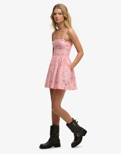 Superdry – Kurzes Camisole-Sommerkleid in Rosa mit Korsettdetail, Herzausschnitt und geblümtem Polka-Dot-Muster - view 1