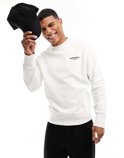 Superdry – Luxury Sport – Locker geschnittenes Sweatshirt in skandinavischem Knochenweiß mit Rundhalsausschnitt