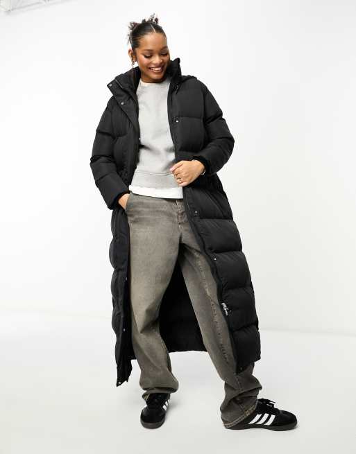 Maxi puffer coat deals with hood