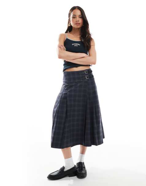 Superdry – Midi-Faltenrock in kariertem Anthrazit - view 1