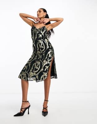 Superdry - Midi-Trägerkleid in Dunkelgrün mit Metallic-Muster