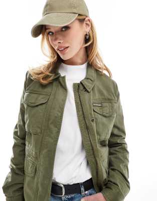 Superdry - Military M65 - Gefütterte Jacke in dunklem Olivgrün