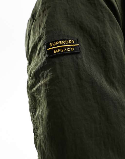 Superdry – Military MA1 – Bomberjacke in Surplus Goods-Olivgrün mit Kapuze, 3 von 4