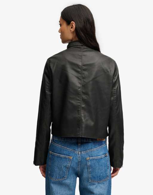 Superdry Moto Jacke in gewaschenem Schwarz/Wollweiß in Lederoptik, 5 von 7