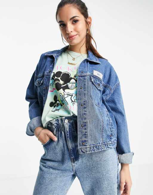 Superdry - Oversized denim truckerjack met grafische print op de achterkant in blauw, 4 van 4