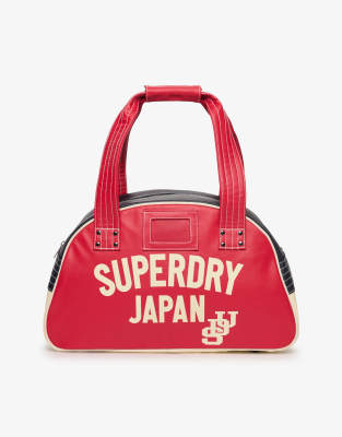 Superdry - Retro Alumni - Sac bowling - Rouge/bleu marine éclipse/crème