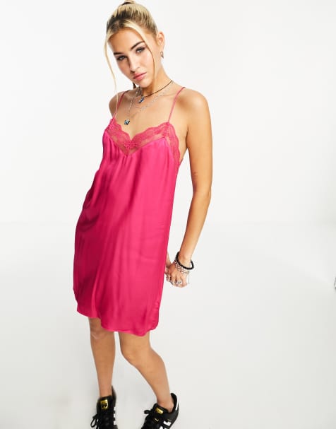 NWT VICTORIAS SECRET CHERRY RED PLUNGING NECKLINE SATIN AND LACE SLIP MINI  DRESS