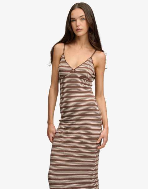Superdry – Stripe – Maxikleid aus geripptem Jersey in Kastanienbraun gestreift - view 1