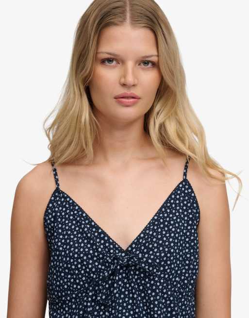Superdry – Strukturiertes Camisole-Kleid aus Webstoff in Marineblau mit kleinem Herzmuster, 3 von 7
