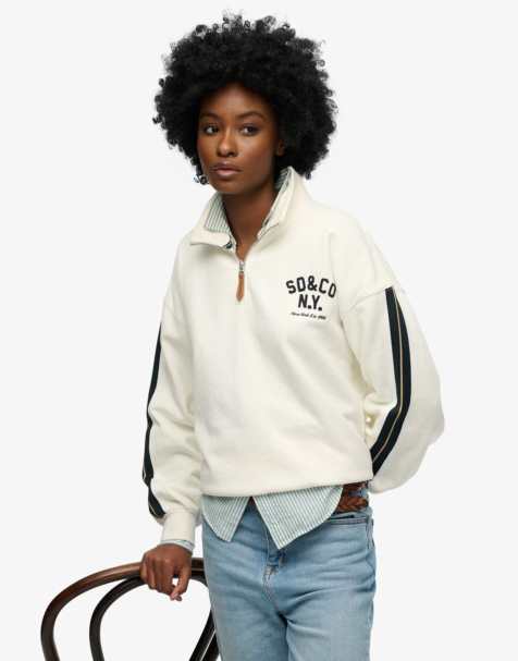 Superdry - Sweat à col zippé avec appliqué Country Club - Crème - view 1