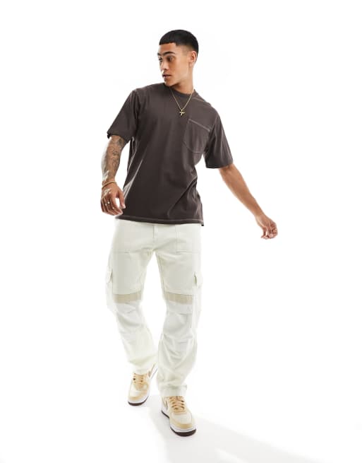 Superdry - T-shirt avec poche à surpiqûres contrastantes - Marron crépuscule