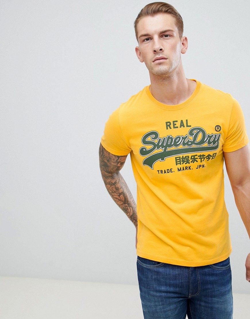 Superdry - T-shirt con logo vintage gialla-Giallo